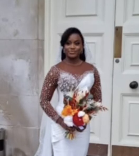 Wedding dress alterations testimonial handwritten card