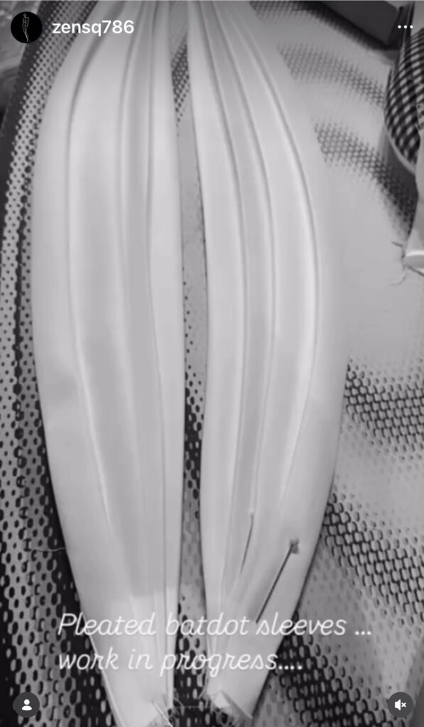 pleated batdot sleeves made in Mikado silk fabric