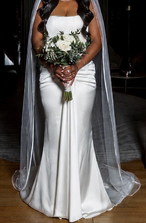 Wedding day dress fitted like a glove
