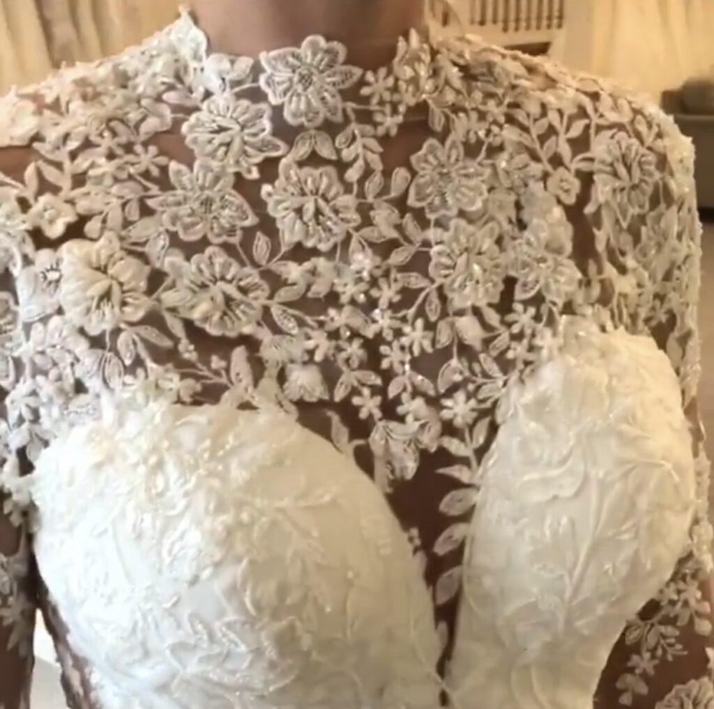 bodice sculpture fit contour eased bust top and under for a perfect fit