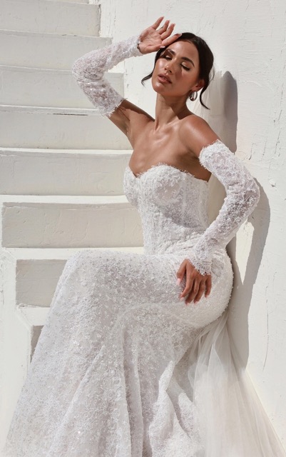 Martina Liana bridal alterations Wimbledon fitted lace wedding dress before her specialist alterations