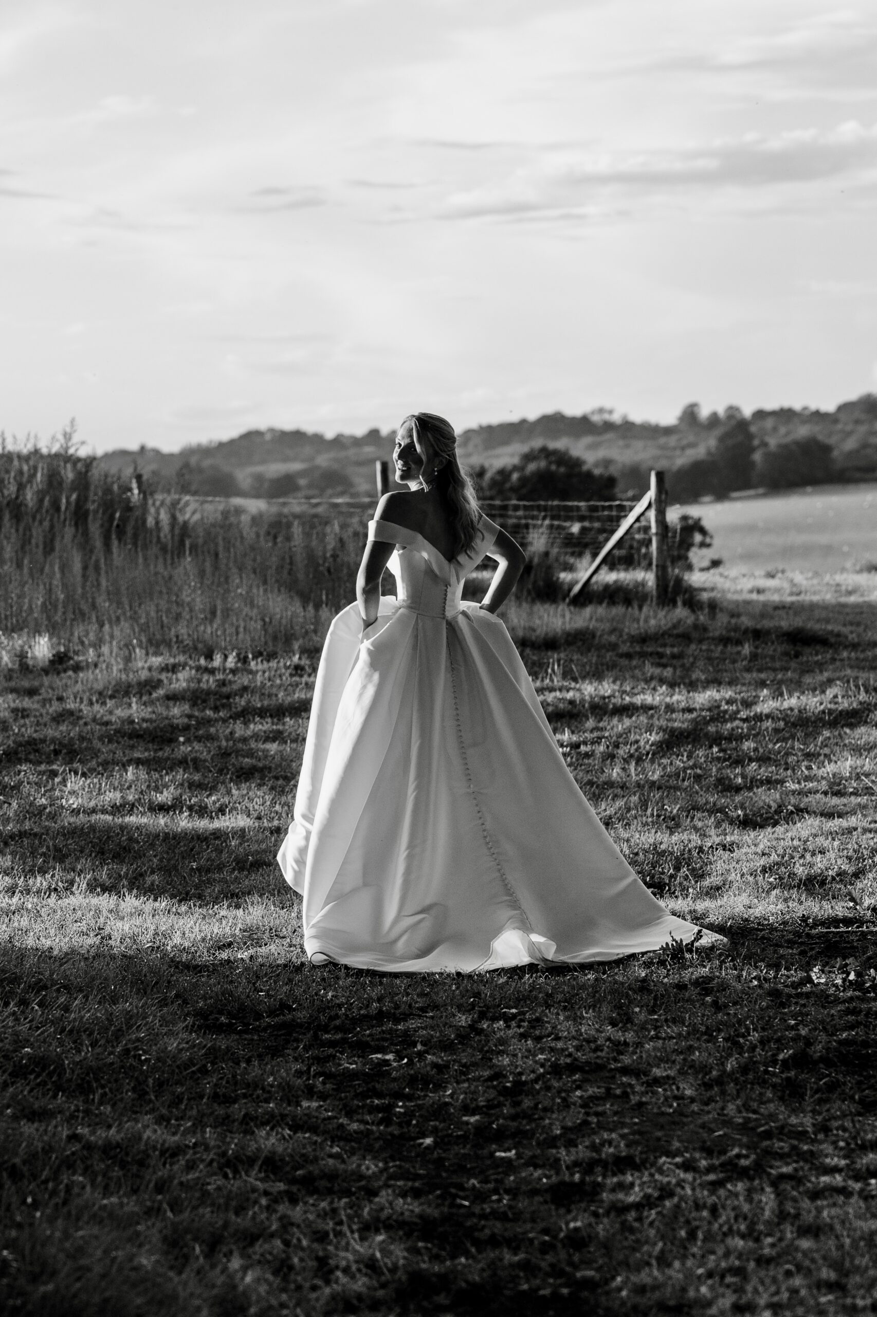 losing weight for wedding dress fitting Weight loss after buying dress : r/weddingdress