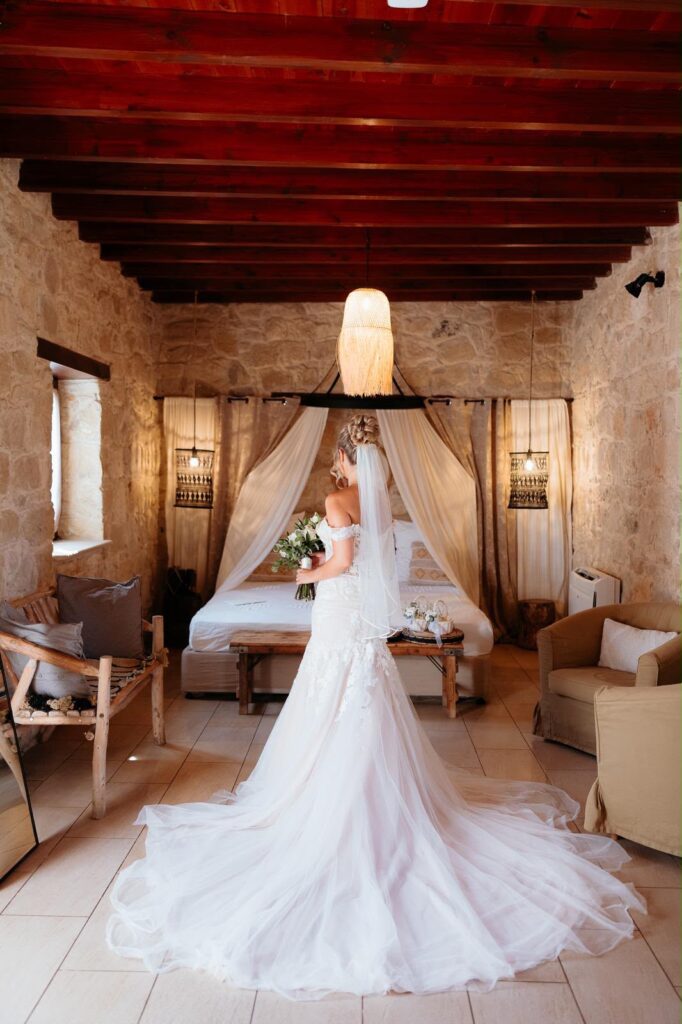 Bridal Alterations Roehampton, Outlet by Aurora sample bridal gown lace train back view